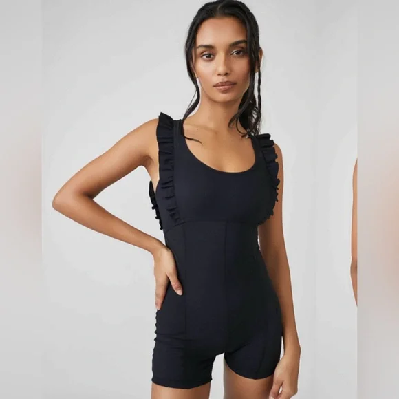 Free People Movement Ruffle Me Up Shortie Black Size XS - Picture 2 of 13